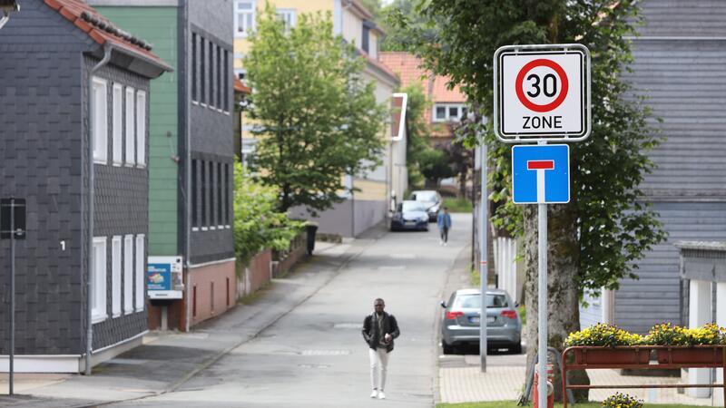 Seilerstraße in Clausthal ist keine Spielstraße mehr Die Seilerstraße ist südlich der Rollstraße ab sofort eine Tempo-30-Zone und keine Spielstraße mehr.