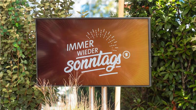 Wie Mross das Aus für „Immer wieder sonntags“ kommentiert Die Show zog regelmäßig ein Millionenpublikum an. (Archivbild)