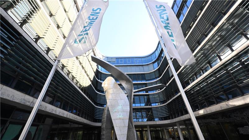 Die Siemens-Konzernzentrale in München. (Archivbild)
