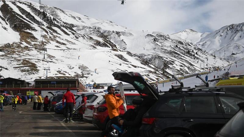 Die Skistationen in den spanischen Pyrenäen gelten für gewöhnlich als sicher.
