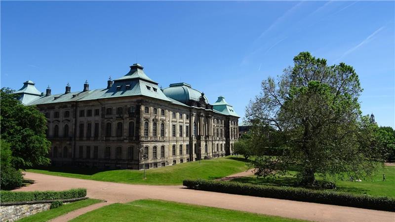Das Japanische Palais in Dresden von außen.