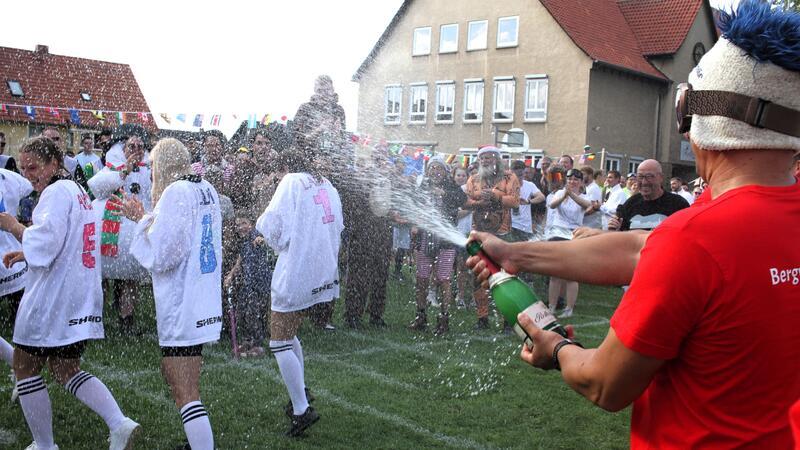Großes Festgetümmel in Othfresen steht bevor Die „Spiele ohne Grenzen" bieten immer ein besonderes Vergnügen. 2024 wird „Das bisschen Haushalt …“ die spielerischen Aufgaben bestimmen.