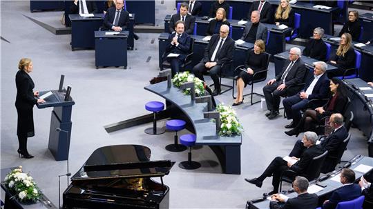 Die Spitzen der deutschen Politik nehmen Abschied von der früheren Bundestagspräsidentin Süssmuth