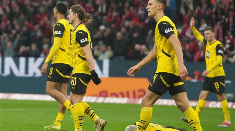Die Spitzengruppe der Liga ist für den BVB weit weg. 