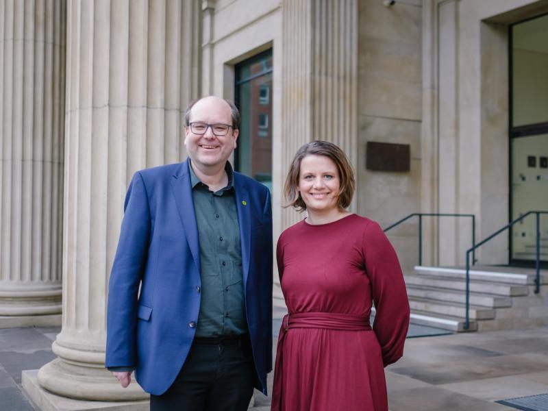 Die Spitzenkandidaten Julia Willie Hamburg und Christian Meyer (beide Bündnis 90/Die Grünen). Foto: Ole Spata/dpa