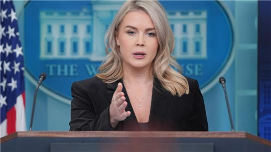 Die Sprecherin der US-Regierung von Donald Trump, Karoline Leavitt, erwartet ihr zweites Kind.