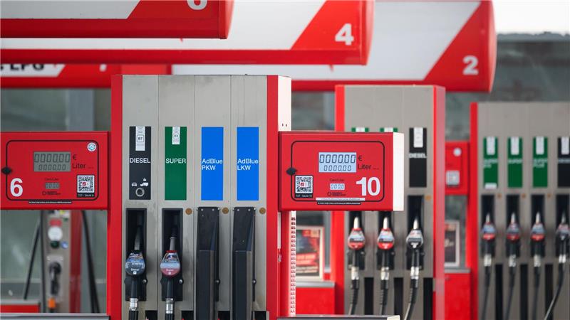 Spritpreise zeigen nach oben - Diesel vor Allzeithoch? Die Spritpreise haben erneut kräftig angezogen. Insbesondere bei Diesel. (Archivbild)