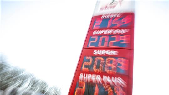 Die Spritpreise in Deutschland sind seit Beginn des Iran-Kriegs stark gestiegen.