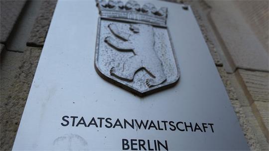 Die Staatsanwaltschaft Berlin hat Anklage erhoben gegen einen 68-Jährigen wegen vielfacher Vergewaltigung. (Symbolbild) 