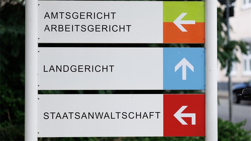 Fahndung nach Onecoin-Betrügerin - Teilvermögen eingezogen Die Staatsanwaltschaft hat Vermögenswerte einer mutmaßlichen Betrügerin für geschädigte Opfer eingezogen. (Symbolfoto)