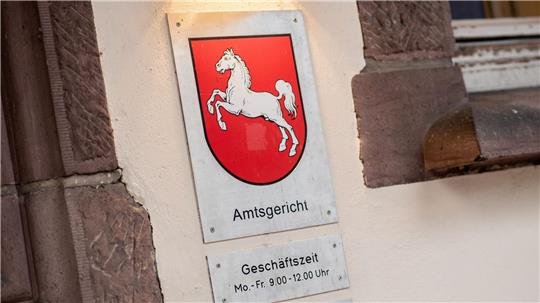 Die Staatsanwaltschaft hat die Ermittlungen nach einem Todesfall im Gericht eingestellt. (Archivfoto)
