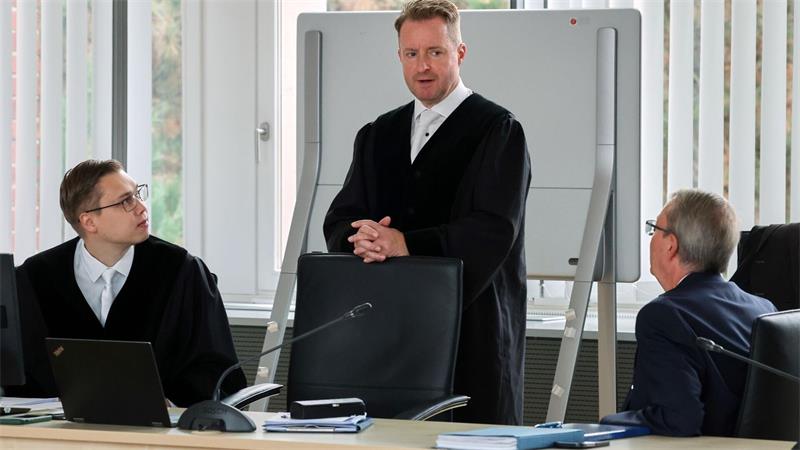 Fall-Fabian: Angeklagte verwickelt sich in neue Widersprüche Die Staatsanwaltschaft wirft der Angeklagten ständige Lügen vor.