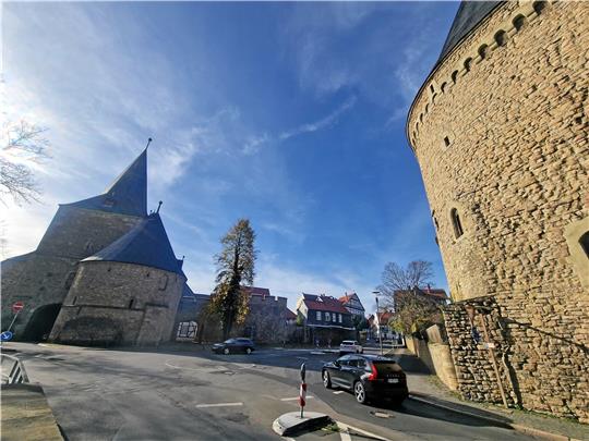 Die Stadt Goslar hält an der Umgestaltung des Breiten Tores fest, auch wenn der Preis drastisch gestiegen ist. Foto: Sowa