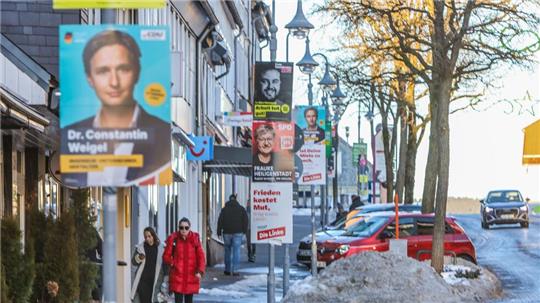Die Stadt ist schon plakatiert, bald können die Wähler ihre Stimme abgeben.