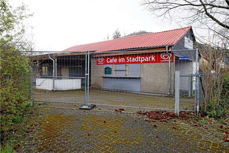 Stadtpark-Kiosk: Abrisspläne sorgen für Frust in Oker Die Stadtverwaltung plant, den maroden Kiosk im Stadtpark Oker abzureißen. Foto: Epping