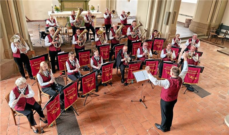 Die Steller Musikanten verbringen einen Tagesausflug in Clausthal-Zellerfeld und treten in der St.-Salvatoris-Kirche auf. Foto: Knoke