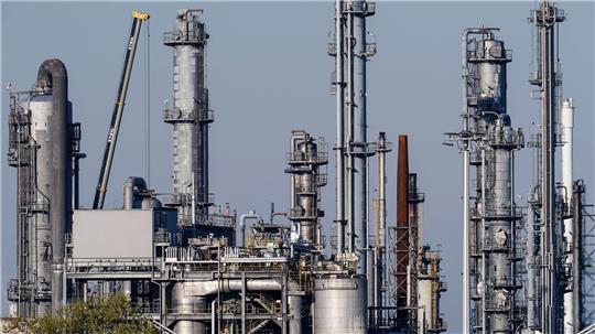 Die Stimmung in der Chemieindustrie zieht an. (Archivbild)