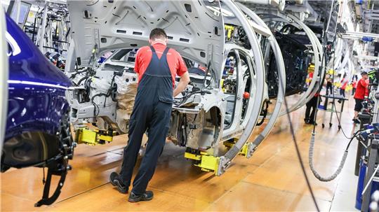 Die Stimmung in der deutschen Autoindustrie ist gesunken. (Symbolbild)