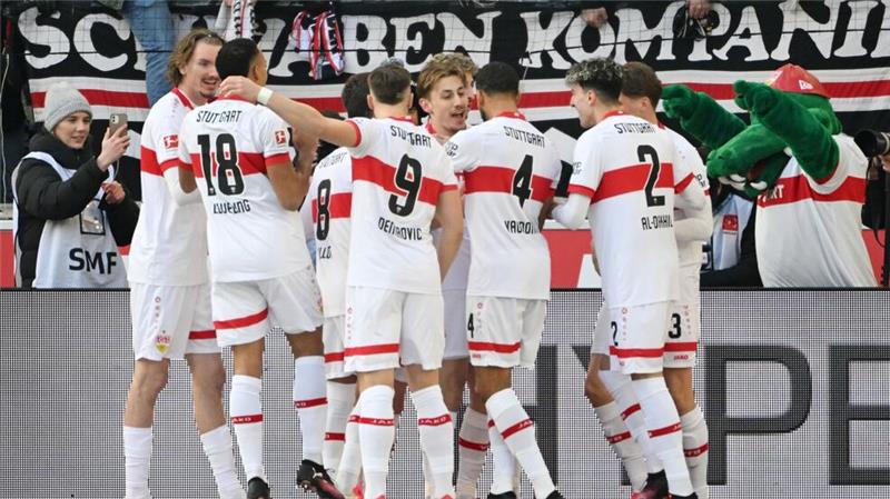 VfB Stuttgart immer mehr ein Champions-League-Anwärter Die Stuttgarter jubelten früh über das 1:0.