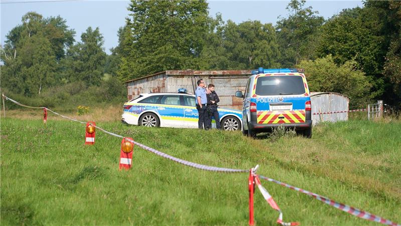Dreifachmord im Westerwald: Was wir wissen – und was nicht Die Suche am Fundort der Leiche ging auch am Donnerstag weiter.