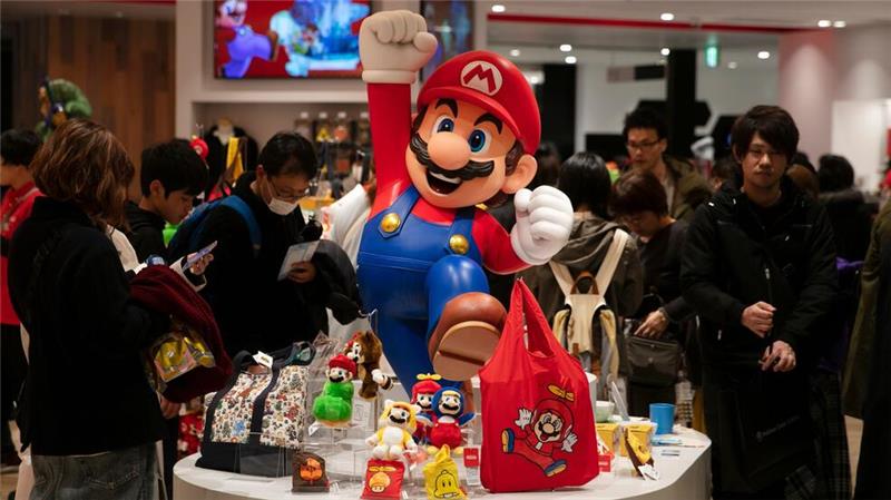 Nintendo zeigt Ausblick auf neue Spielekonsole Switch 2 Die Switch-Konsolen sind die Basis für das Geschäft von Nintendo. (Archivbild)