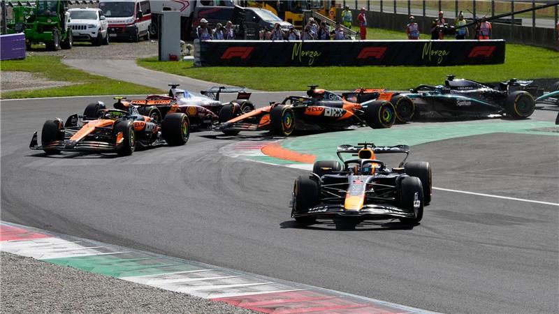 Red Bulls „Wiedergeburt“: Verstappen-Jubel im roten Rauch Die Szene sorgte für Wut bei Norris.