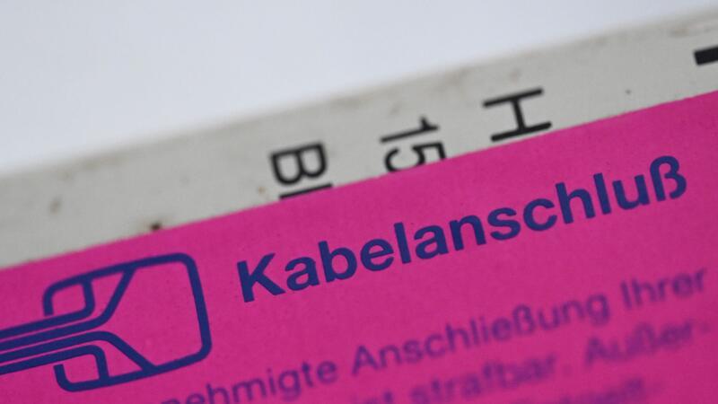 Die TV-Kosten dürfen nur noch bis Ende Juni Mietern über die Nebenkosten in Rechnung gestellt werden