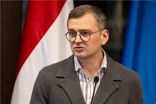 «Die Tatsache, dass Sie kein klares Nein hören, ist schon eine Antwort an sich», sagt der ukrainische Außenminister Dmytro Kuleba.