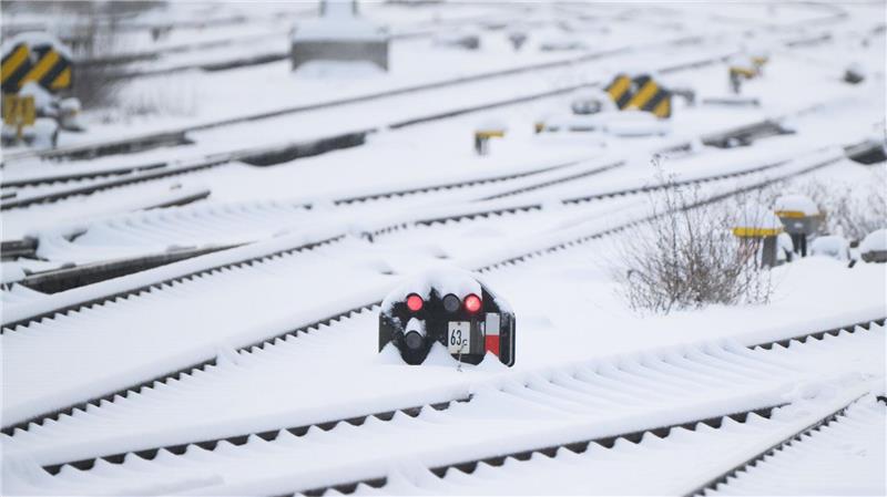 Die Temperaturen im Norden Deutschlands werden rund um den Gefrierpunkt liegen.