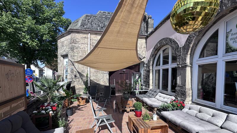 Die Terrasse ist schon schick, die Innenräume sind aber auch bald fertig und nutzbar.