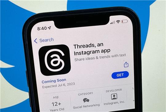 Die Threads-App ist angebunden an Metas populäre Foto- und Videoapp Instagram.