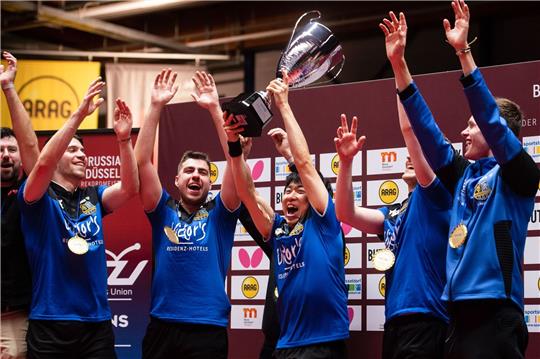 Die Tischtennisspieler des 1. FC Saarbrücken haben die Champions League gewonnen.