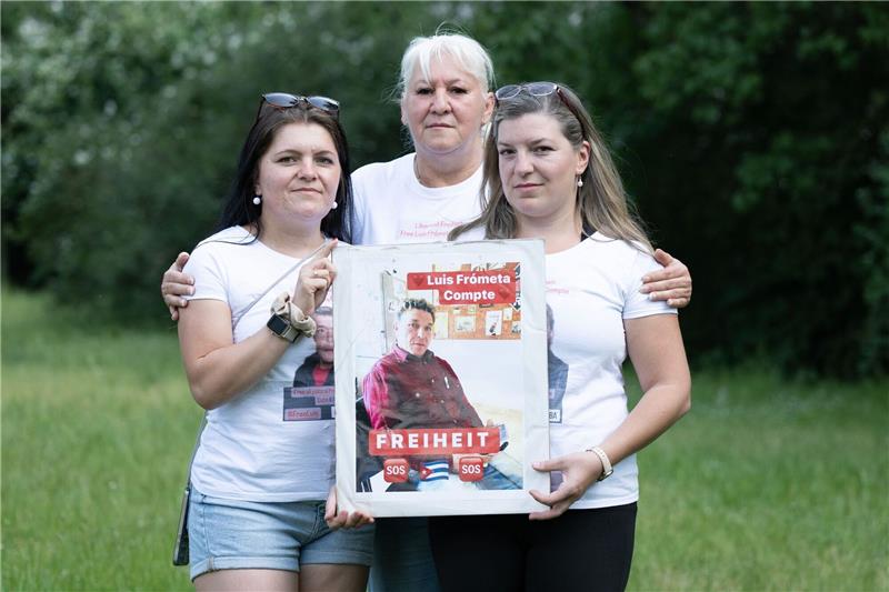 Die Töchter sowie die Ehefrau des inhaftierten Deutsch-Kubaners Luis  Frómeta Compte.