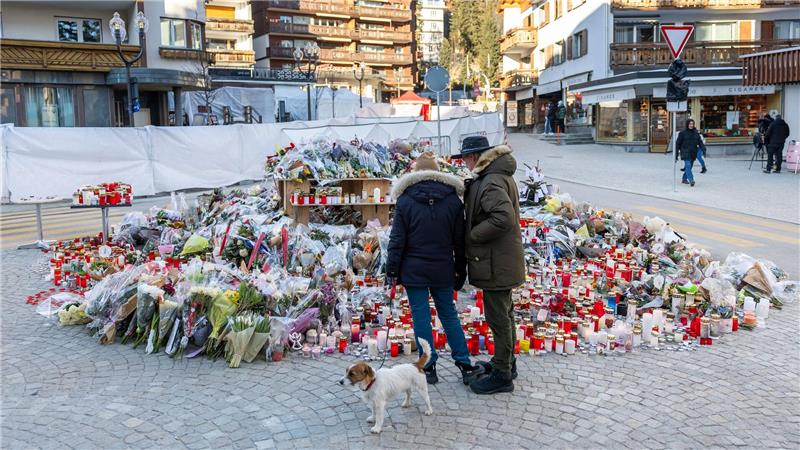 Fehlende Brandschutzkontrollen in Schweizer Inferno-Bar Die Trauerfeier am Freitag findet nun in Martigny, nicht Crans-Montana, statt.