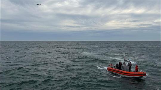 Die US-Küstenwache sucht vor der Ostküste nicht mehr nach den Passagieren eines vermissten Kleinflugzeuges.