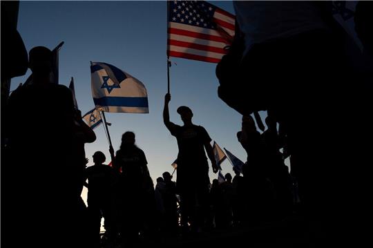 Die USA sind Schutzmacht Israels und auch für Saudi-Arabien ein wichtiger Verbündeter.