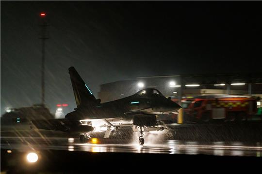 Die USA und Großbritannien haben Stellungen der Huthi-Miliz im Jemen angegriffen - es ist der zweite koordinierte Militärschlag binnen zwei Wochen.