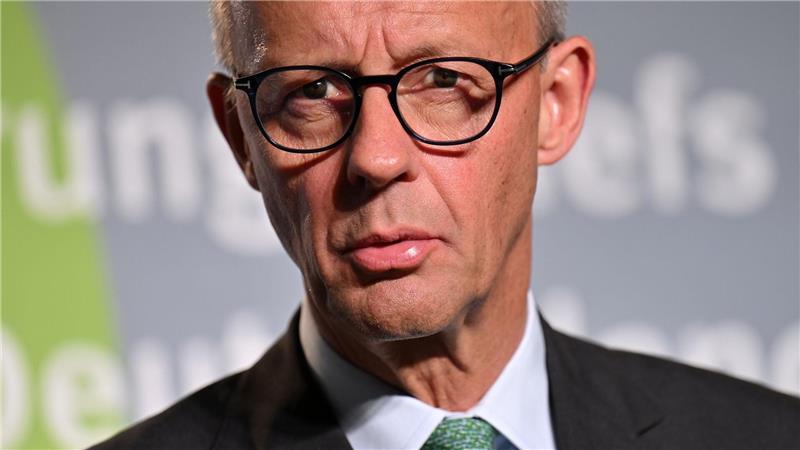Merz will russisches Vermögen für Ukraine-Kredit nutzen Die Ukraine soll nach dem Willen des Kanzlers von russischem Vermögen profitieren.