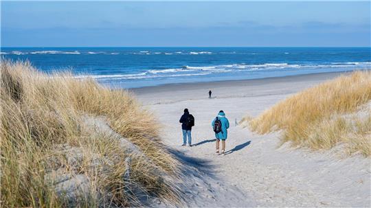 Die Urlaubsregionen hoffen zu Ostern auf sonniges Frühlingswetter. (Archivbild)