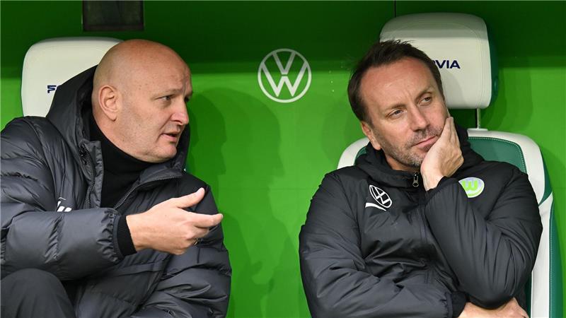 Die Verantwortlichen für die Wolfsburger Krise streiten mit ihrem Ex-Club ums Geld. (Archivbild).