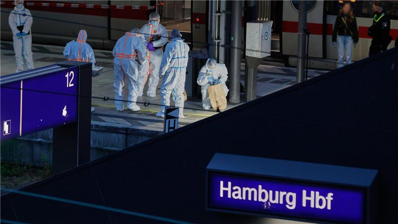 Wann wird ein Patient aus der Psychiatrie entlassen? Die Verdächtige räumte die Tathandlung vor dem Haftrichter ein. (Symbolbild)