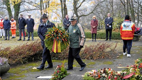 Die Vereine werden am Ehrenfriedhof in Bad Harzburg Kränze ablegen.