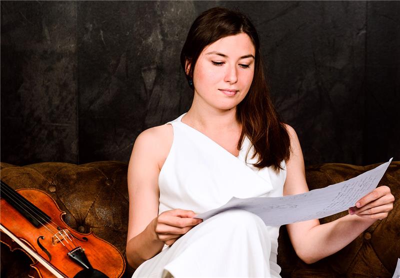 Bald gibt es Tickets für die Harzburger Musiktage Die Violinistin und Komponistin Ilgin Ülkü gibt am 6. Juni ein Konzert mit Podiumsdiskussion.