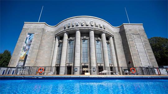 Die Volksbühne hat eine Veranstaltung mit dem Verein Eoto abgesagt. 