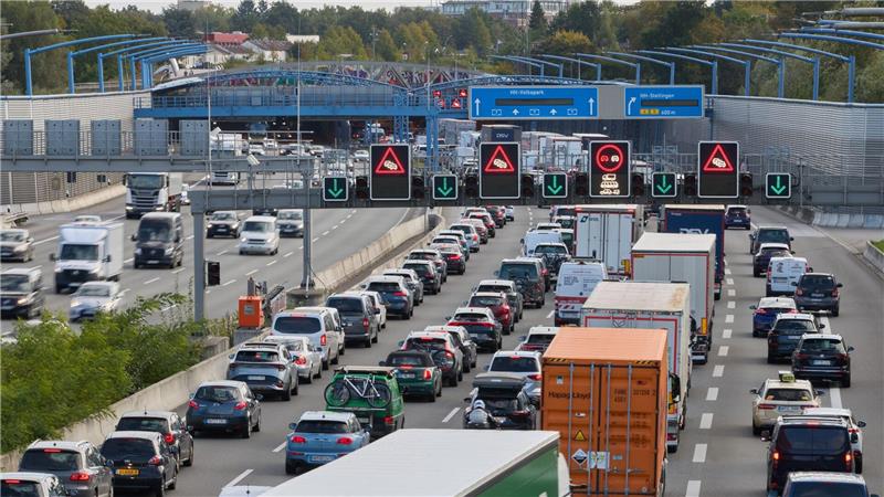Die Vollsperrung der A7 zwischen den Anschlussstellen Hamburg-Stellingen und Hamburg-Heimfeld ist aufgehoben. (Foto-Archiv).