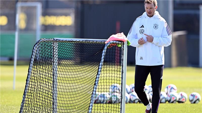Nagelsmann umgeht „Titelansage“ vor dem Italien-Kracher Die Vorbereitung auf dem Trainingsplatz hat Julian Nagelsmann noch in Dortmund abgeschlossen.