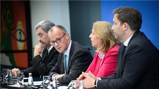 Die Vorsitzenden der Regierungsparteien versprechen konstruktives Miteinander.