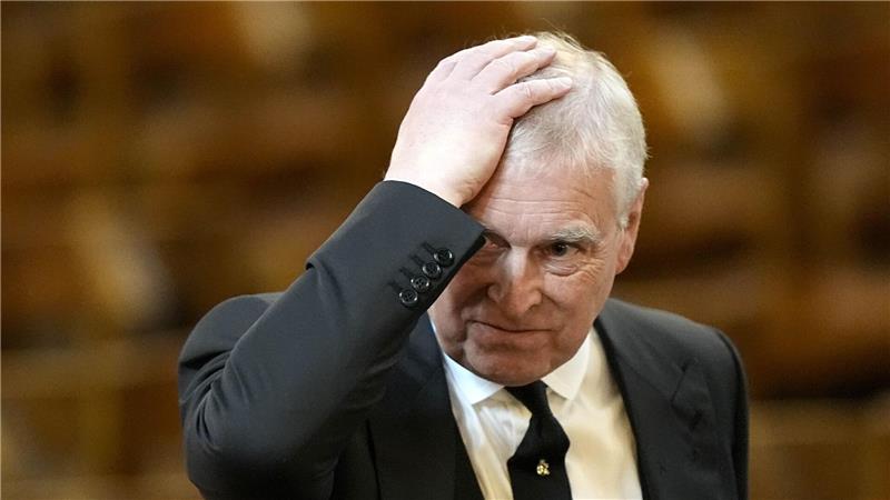 Prinz Andrew gibt wegen Epstein-Affäre Titel und Ehren auf Die Vorwürfe gegen Andrew belasten das Königshaus seit Jahren.