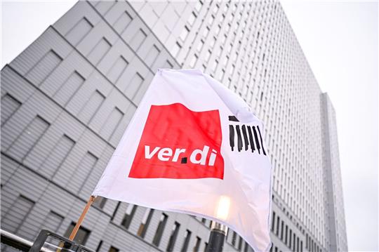 Die Warnstreiks im Öffentlichen Dienst gehen weiter. Nun hat Verdi angekündigt, welche Branche als nächstes dran ist.