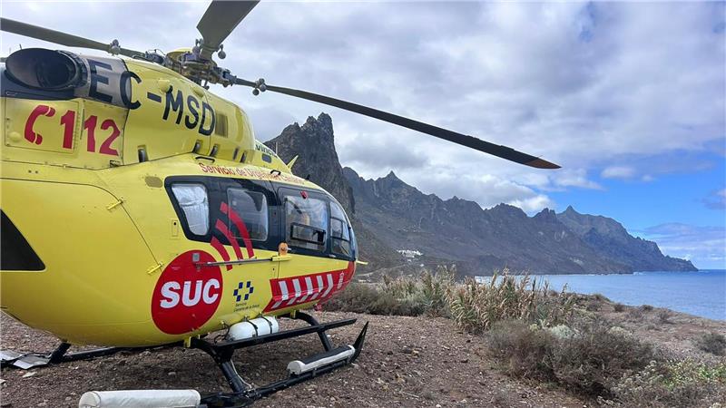 Auch drei Deutsche durch Riesenwellen auf Teneriffa verletzt Die Warnungen der Behörden kamen rechtzeitig, sie wurden aber von vielen überhört.